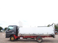 三菱ふそうキャンターアルミブロック小型（2t・3t）[写真04]