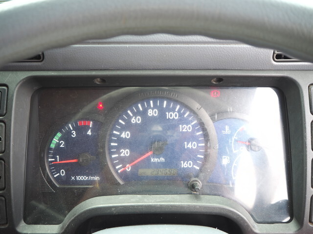 三菱ふそうキャンターアルミブロック小型（2t・3t）[写真40]