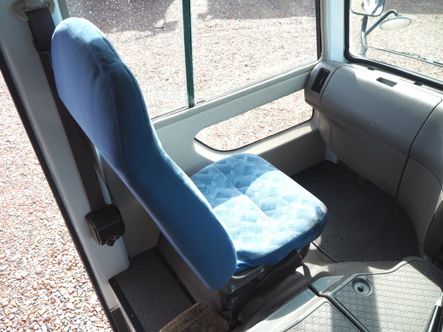 三菱ふそうローザマイクロバス[写真29]