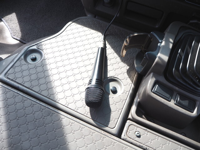 三菱ふそうローザマイクロバス[写真33]