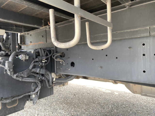 日野レンジャーアルミブロック中型（4t）[写真13]