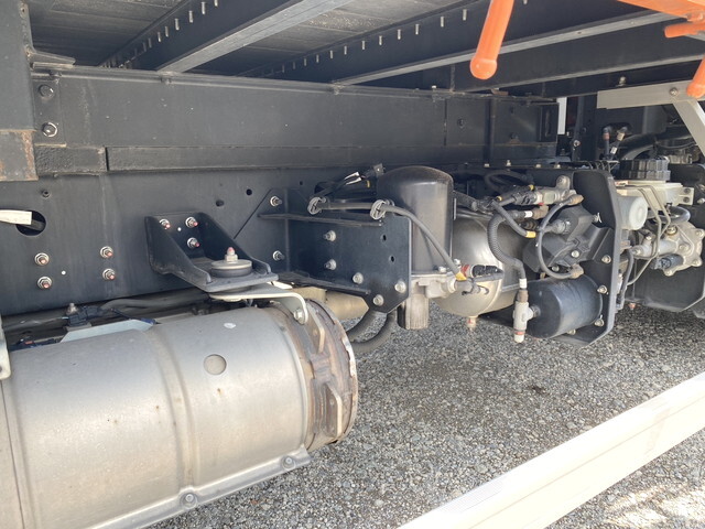 日野レンジャーアルミブロック中型（4t）[写真15]