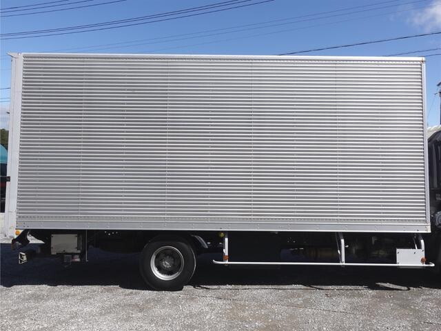 日野レンジャーアルミバン中型（4t）[写真05]