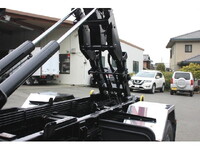 いすゞフォワードコンテナ専用車中型（4t）[写真22]