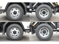 いすゞフォワードコンテナ専用車中型（4t）[写真34]
