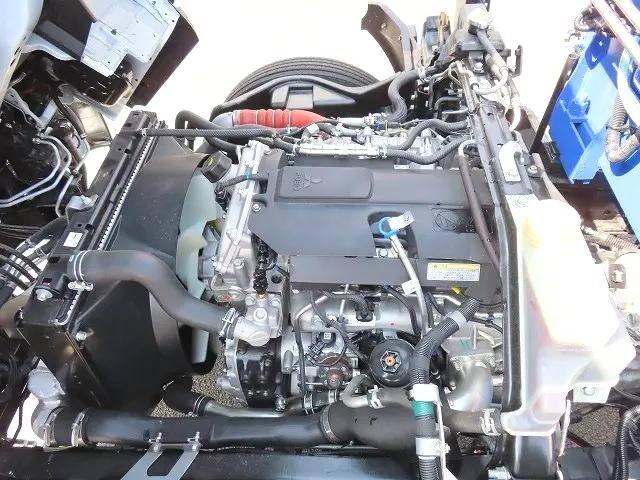 三菱ふそうキャンタークレーン4段小型（2t・3t）[写真31]