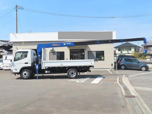 三菱ふそうキャンタークレーン4段小型（2t・3t）[写真07]