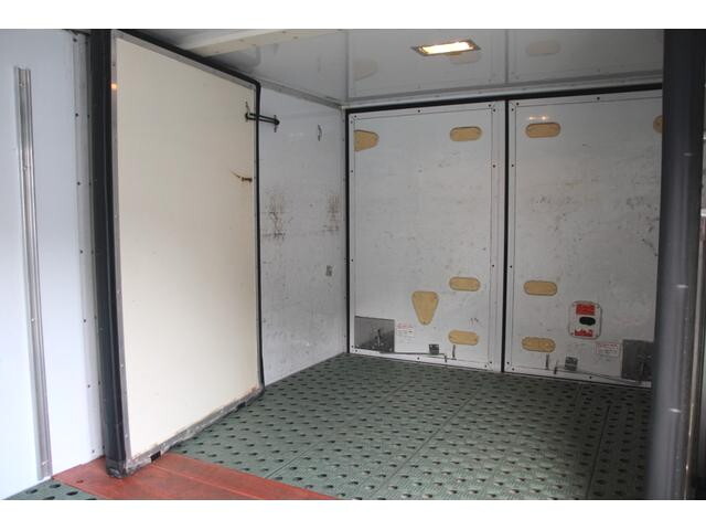 三菱ふそうキャンター冷凍車（冷蔵車）小型（2t・3t）[写真21]