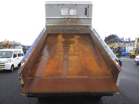 いすゞフォワードダンプ中型（4t）[写真20]