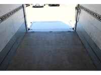 いすゞエルフアルミバン小型（2t・3t）[写真18]