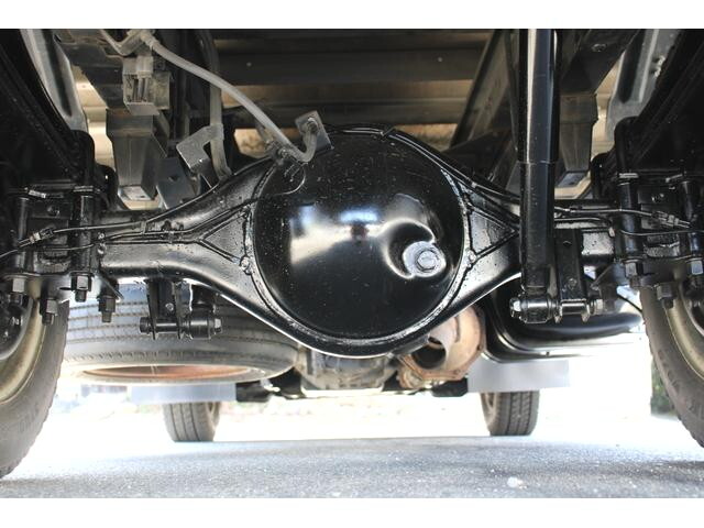 いすゞエルフアルミバン小型（2t・3t）[写真26]