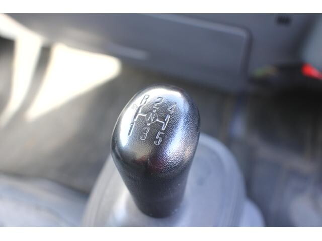 いすゞエルフアルミバン小型（2t・3t）[写真36]