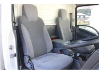 いすゞエルフアルミバン小型（2t・3t）[写真39]