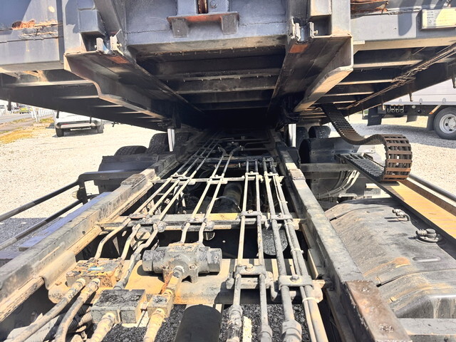 日野プロフィアセーフティローダー大型（10t）[写真13]