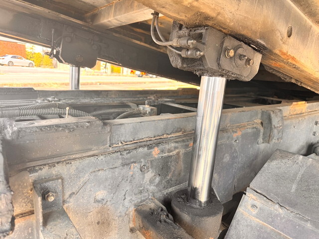 日野プロフィアセーフティローダー大型（10t）[写真14]