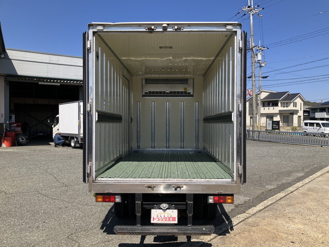 三菱ふそうキャンター冷凍車（冷蔵車）小型（2t・3t）[写真13]