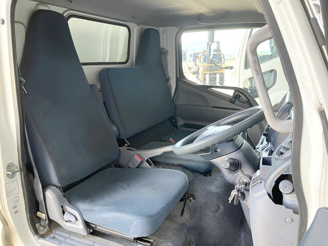 三菱ふそうキャンター冷凍車（冷蔵車）小型（2t・3t）[写真30]