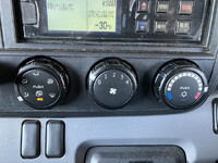 三菱ふそうキャンター冷凍車（冷蔵車）小型（2t・3t）[写真36]