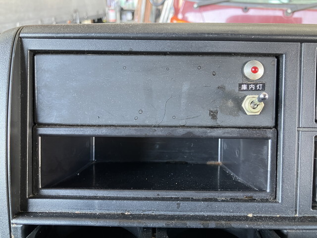 三菱ふそうキャンター冷凍車（冷蔵車）小型（2t・3t）[写真36]