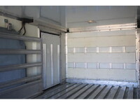 いすゞエルフ冷凍車（冷蔵車）小型（2t・3t）[写真15]