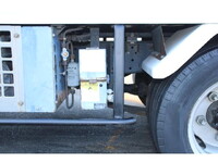 いすゞエルフ冷凍車（冷蔵車）小型（2t・3t）[写真25]