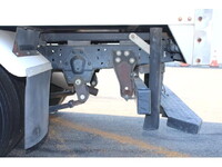 いすゞエルフ冷凍車（冷蔵車）小型（2t・3t）[写真26]