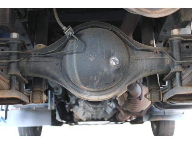 いすゞエルフ冷凍車（冷蔵車）小型（2t・3t）[写真26]