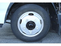 いすゞエルフ冷凍車（冷蔵車）小型（2t・3t）[写真30]