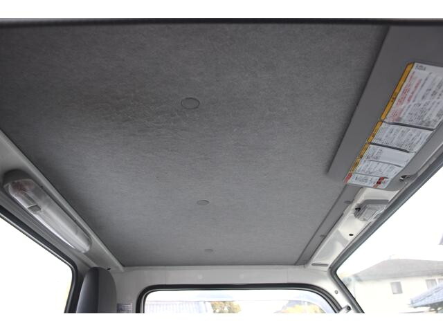 いすゞエルフ冷凍車（冷蔵車）小型（2t・3t）[写真37]