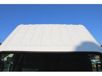 いすゞエルフ冷凍車（冷蔵車）小型（2t・3t）[写真08]