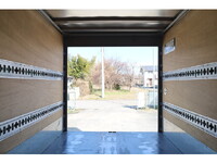 日野デュトロアルミバン小型（2t・3t）[写真17]