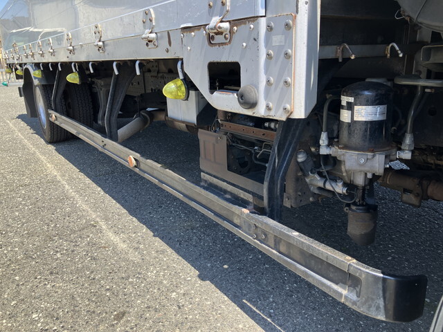 いすゞフォワードアルミブロック中型（4t）[写真20]