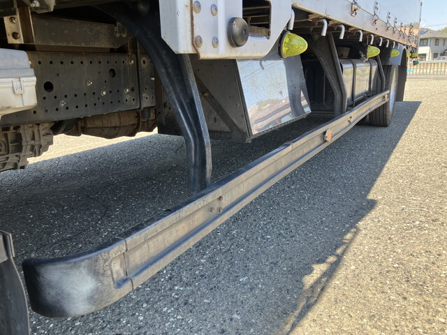 いすゞフォワードアルミブロック中型（4t）[写真21]