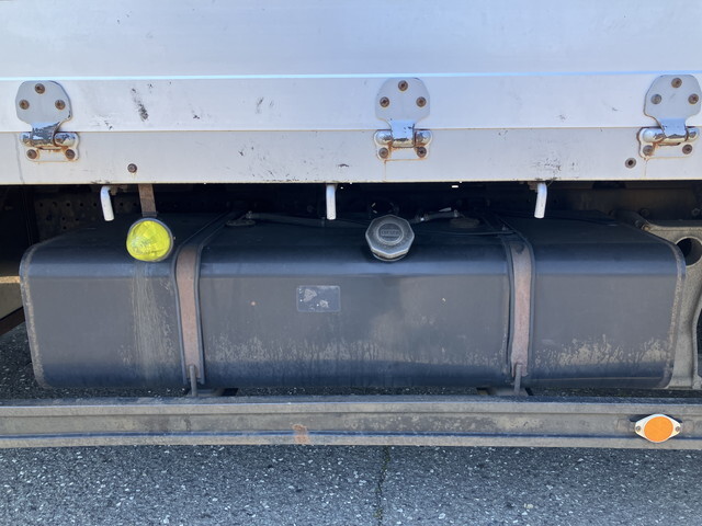 いすゞフォワードアルミブロック中型（4t）[写真22]