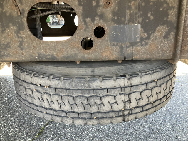 いすゞフォワードアルミブロック中型（4t）[写真23]