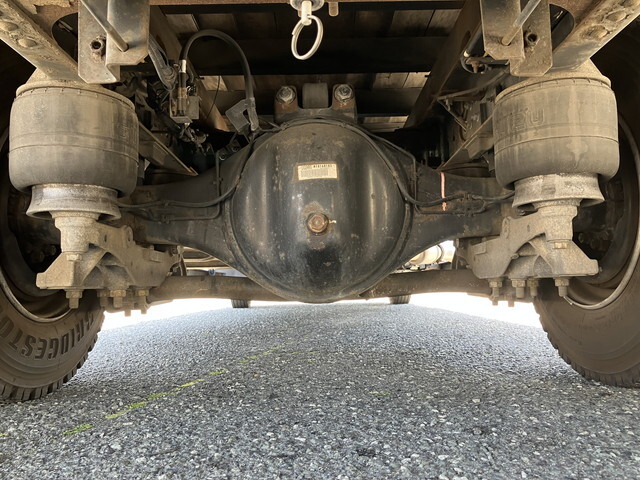 いすゞフォワードアルミブロック中型（4t）[写真26]