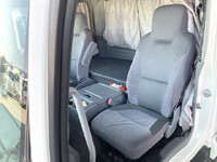 いすゞフォワードアルミブロック中型（4t）[写真30]