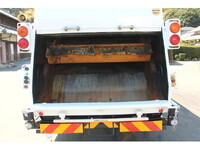 いすゞフォワードパッカー車（塵芥車）増トン（6t・8t）[写真13]