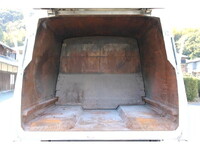 いすゞフォワードパッカー車（塵芥車）増トン（6t・8t）[写真16]