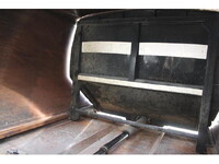 いすゞフォワードパッカー車（塵芥車）増トン（6t・8t）[写真22]