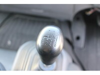 いすゞフォワードパッカー車（塵芥車）増トン（6t・8t）[写真36]