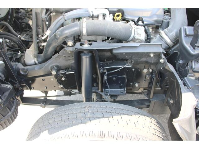 いすゞエルフ穴掘建柱車小型（2t・3t）[写真10]