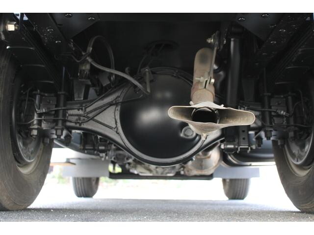 いすゞエルフ穴掘建柱車小型（2t・3t）[写真20]