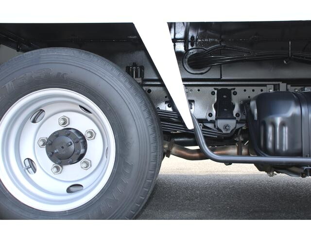 いすゞエルフ穴掘建柱車小型（2t・3t）[写真23]