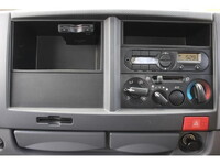 いすゞエルフ穴掘建柱車小型（2t・3t）[写真32]