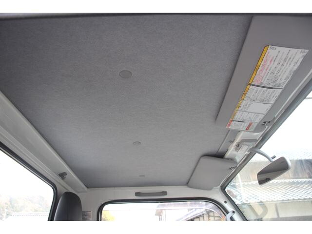 いすゞエルフ穴掘建柱車小型（2t・3t）[写真33]