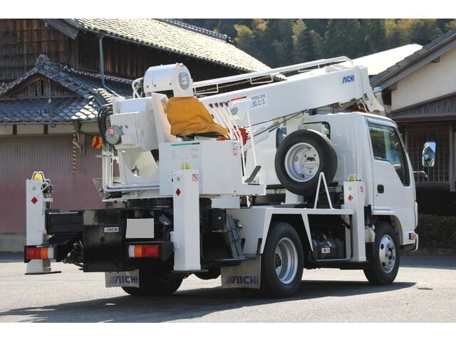 いすゞエルフ穴掘建柱車小型（2t・3t）[写真04]