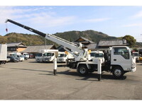 いすゞエルフ穴掘建柱車小型（2t・3t）[写真08]