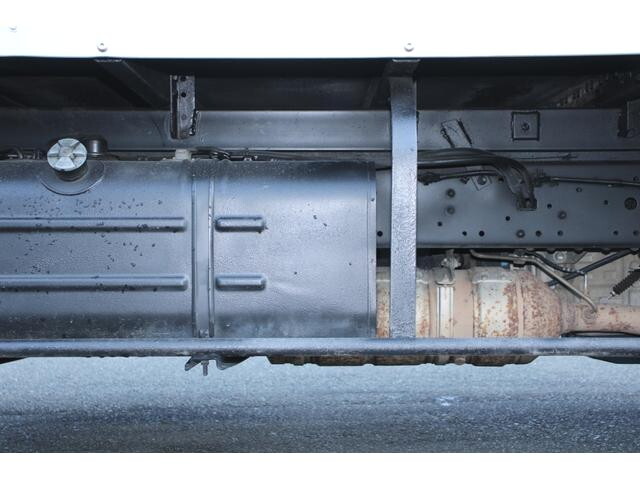 日野デュトロアルミバン小型（2t・3t）[写真24]