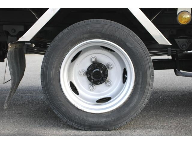 日野デュトロアルミバン小型（2t・3t）[写真29]